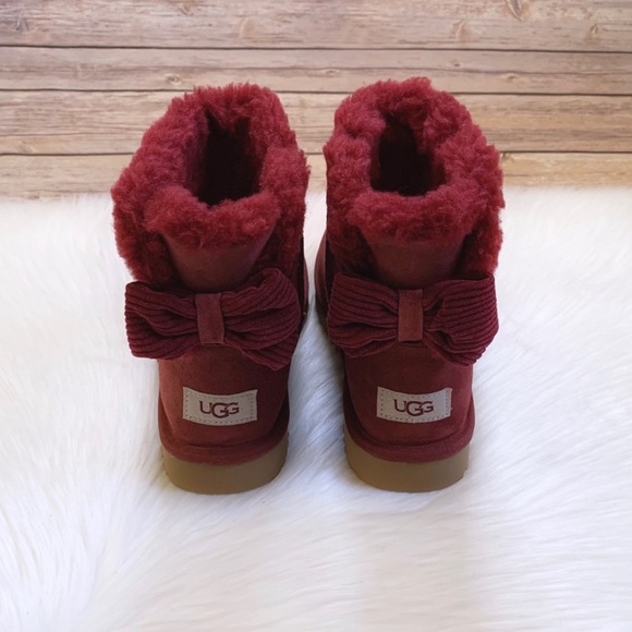 UGG Women’s Mini Bailey Corduroy Bow Kiss Suede Boots - Picture 3 of 8
